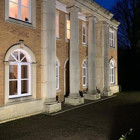 Old Park Villa Telford Exterior foto